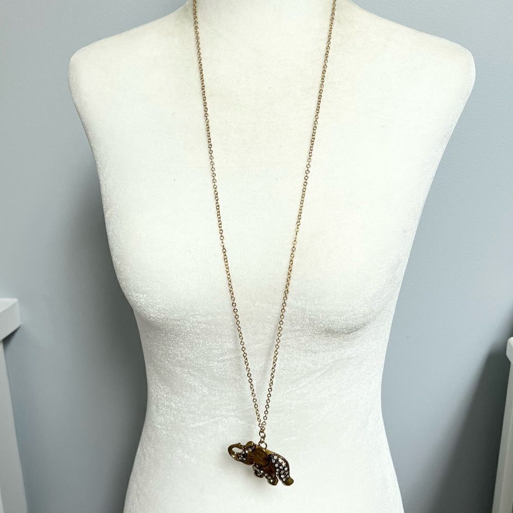 🍭6/$30 rhinestone studded elephant long pendant necklace